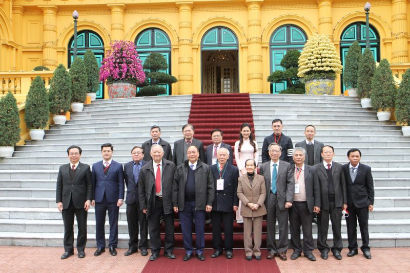 Chủ tịch nước Nguyễn Xuân Phúc gặp mặt Hội Khoa học Kinh tế Việt Nam
