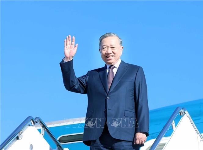 Tổng B&iacute; thư T&ocirc; L&acirc;m kết th&uacute;c chuyến tham dự Cuộc họp Khai mạc Hội đồng H&ograve;a b&igrave;nh về Gaza tại Hoa Kỳ