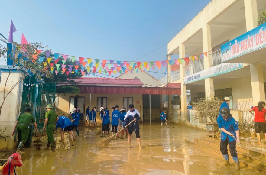 Kh&ocirc;i phục trường lớp sau thi&ecirc;n tai, kh&ocirc;ng để gi&aacute;n đoạn gi&aacute;o dục