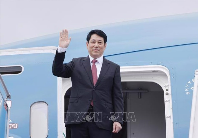 Chủ tịch nước Lương Cường lên đường thăm cấp Nhà nước tới Cộng hòa Dân chủ Nhân dân Lào