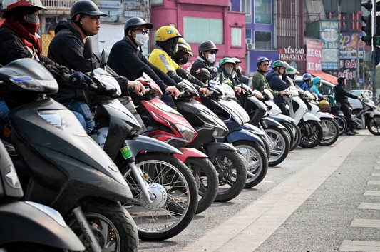 Dự kiến kh&ocirc;ng cấm tuyệt đối xe m&aacute;y xăng trong V&agrave;nh đai 1 từ năm 2026