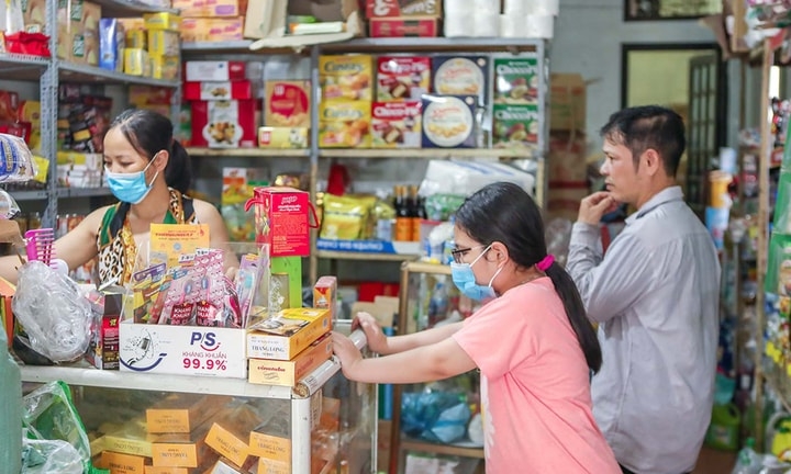 Áp thuế thu nhập cá nhân 17% nếu doanh thu vượt 3 tỷ đồng hai năm liên tiếp