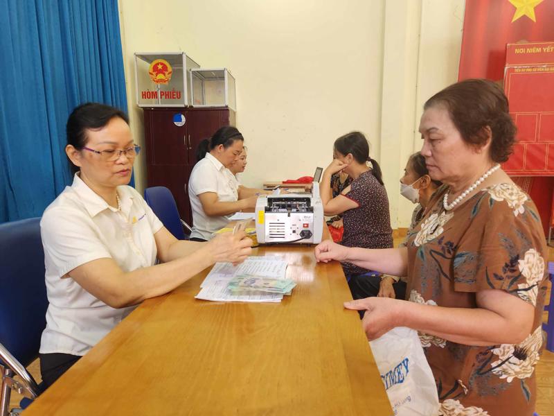 Hà Nội thay đổi lịch chi trả lương hưu tháng 3