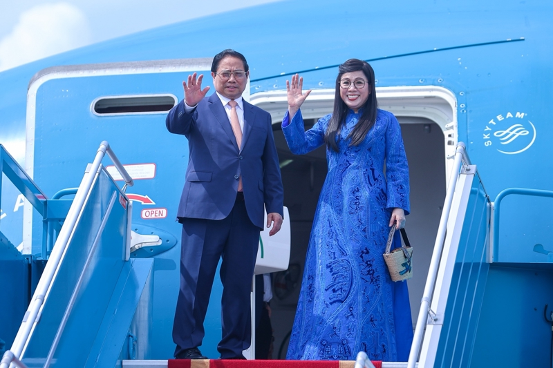 Thủ tướng lên đường dự Hội nghị Thượng đỉnh BRICS mở rộng và hoạt động song phương tại Brazil